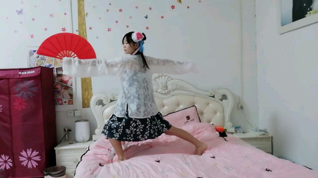 觉得我脸宽大肥的给我五蕉【绅士脸】